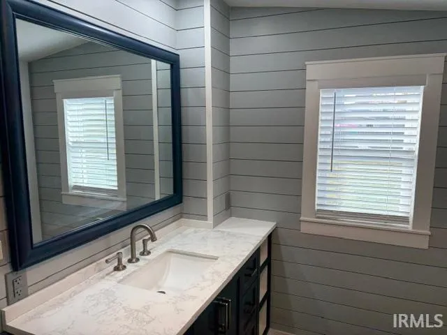 $180,000 | 152 W Boulevard, Peru, IN 46970