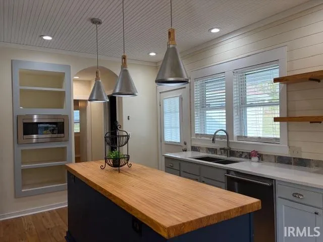 $180,000 | 152 W Boulevard, Peru, IN 46970