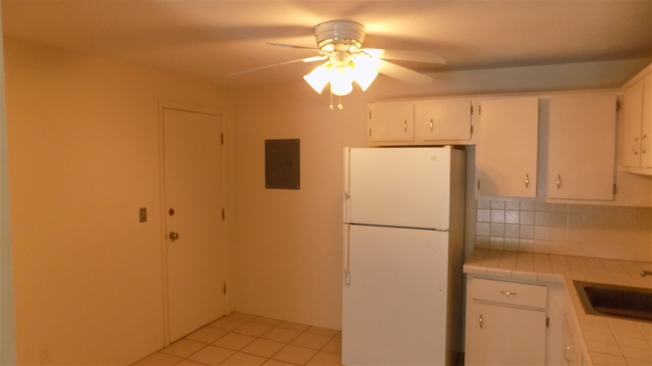 134 Mammoth Road, Unit 512 Hooksett, NH 03106 - Photo 3 of 13