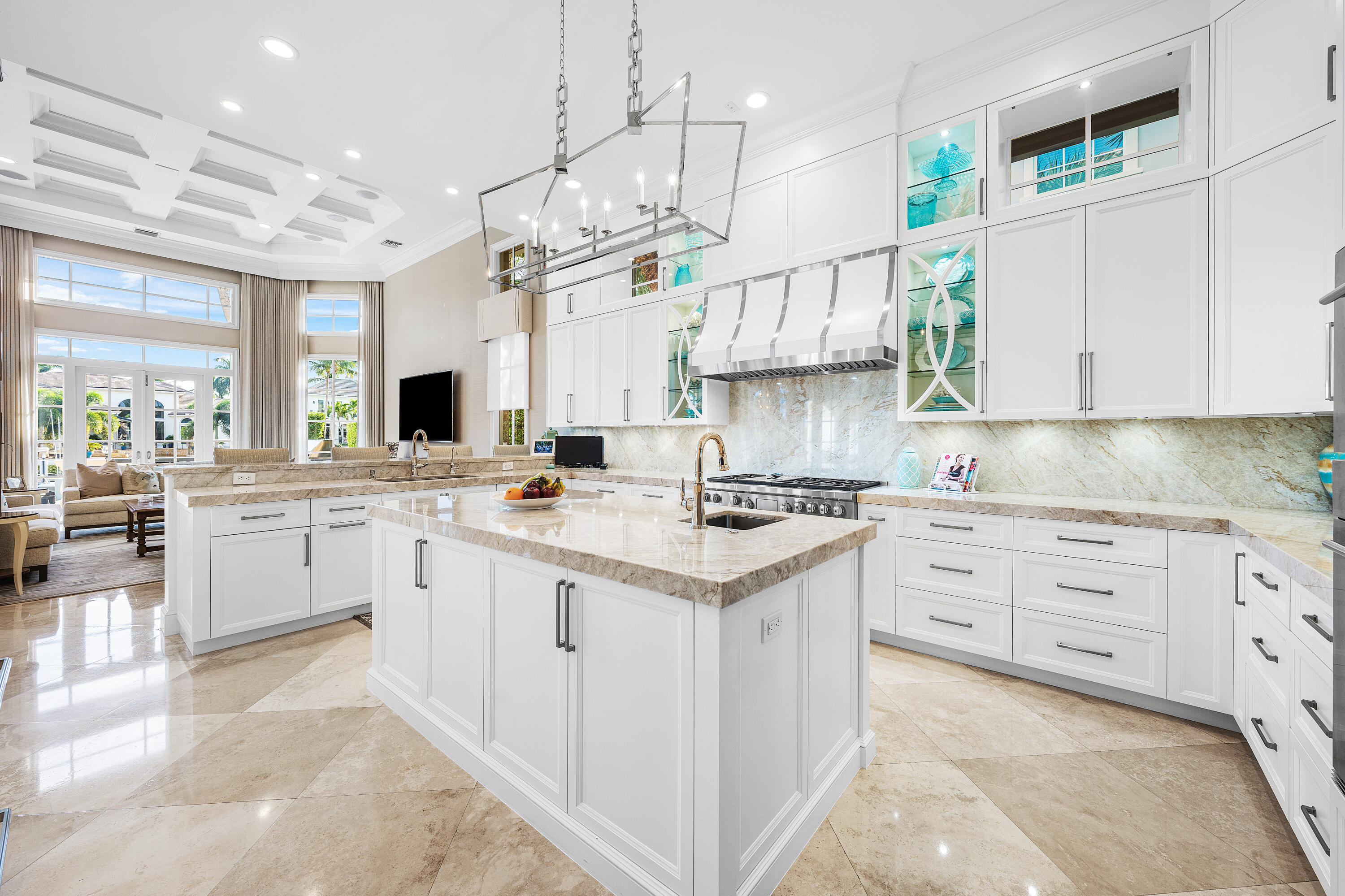 252 South Maya Palm Drive Boca Raton, FL 33432 - Photo 16 of 77 252_South_Maya_Palm_Drive_15