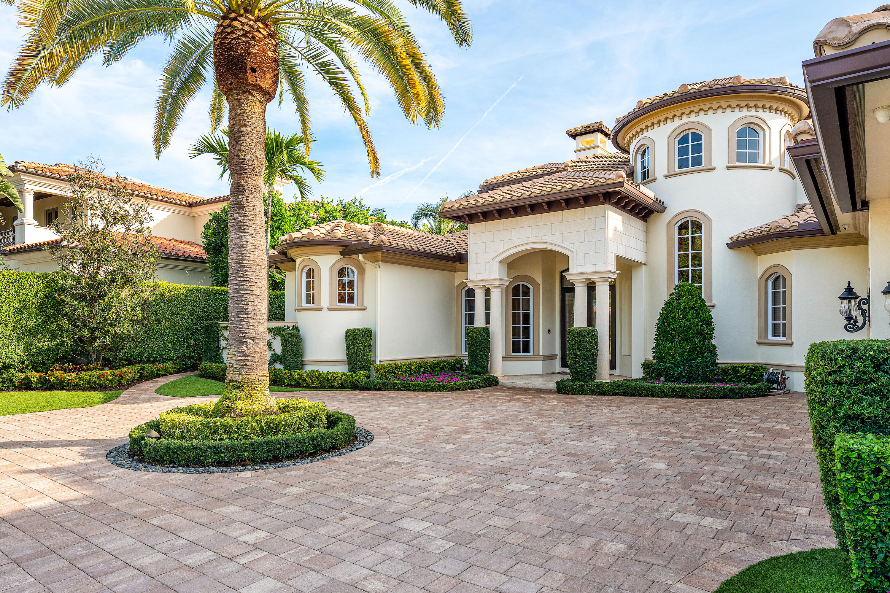 252 South Maya Palm Drive Boca Raton, FL 33432 - Photo 8 of 77 252_South_Maya_Palm_Drive_06