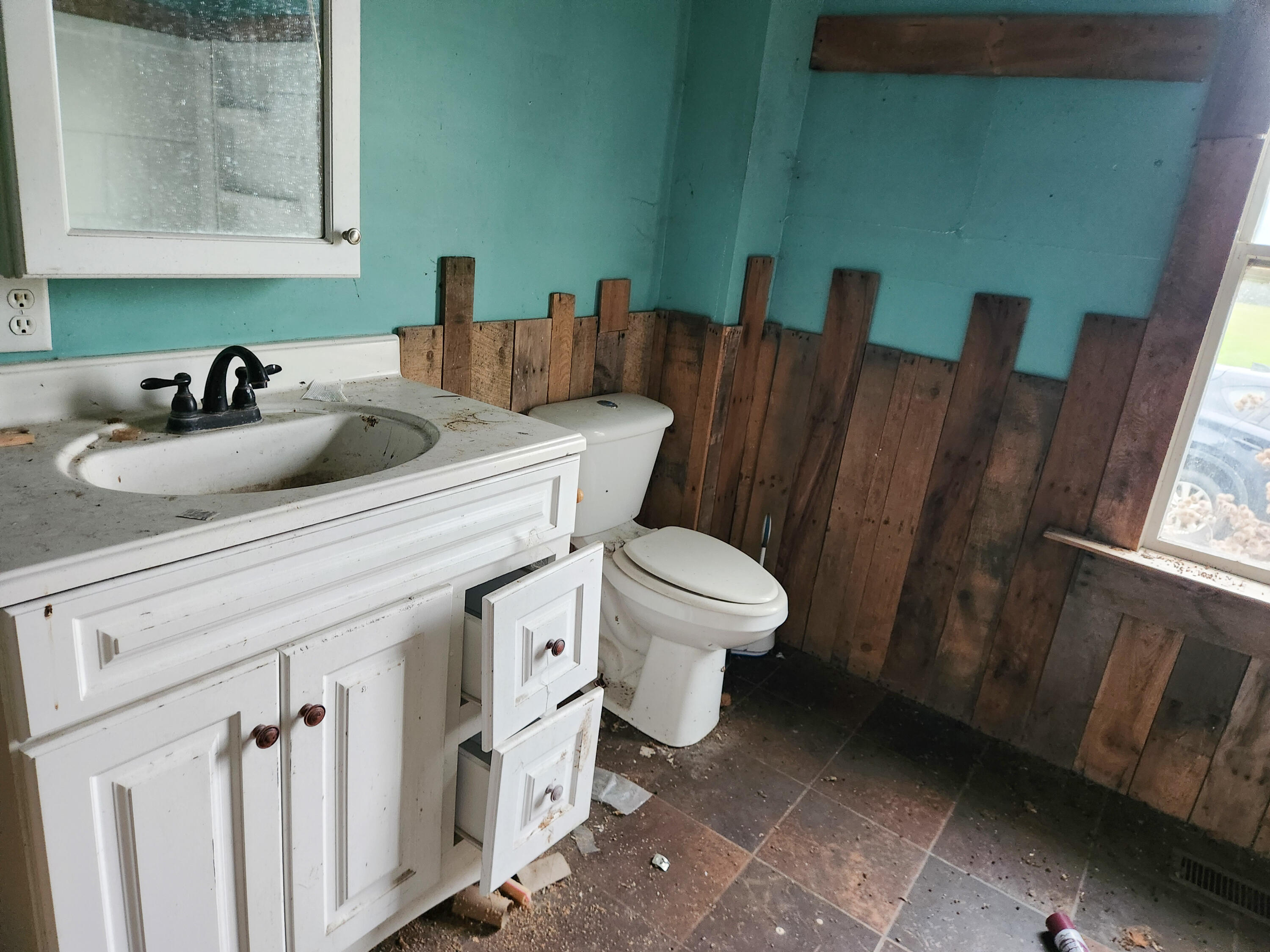 787 Washburn Road Washburn, ME 04786 - Photo 16 of 26 2025-10-22 13.23.42