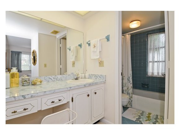 196 Peppermint Lane, Unit 7 Naples, FL 34112 - Photo 9 of 12 Photo 9