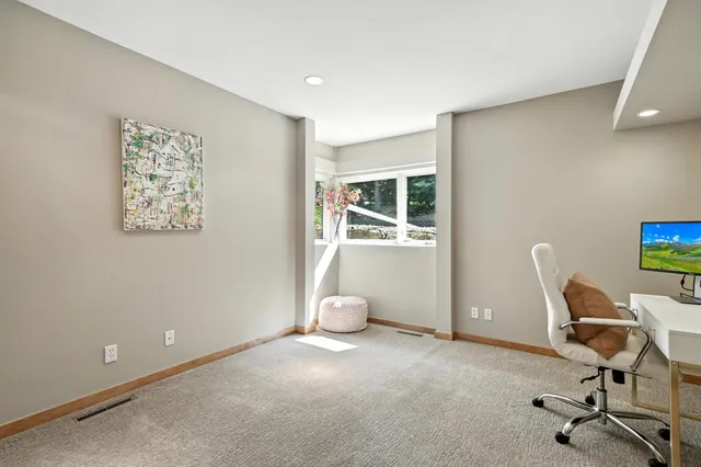 $1,180,000 | 16515 Hilltop Terrace, Minnetonka, MN 55345