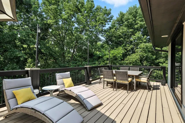 $1,180,000 | 16515 Hilltop Terrace, Minnetonka, MN 55345