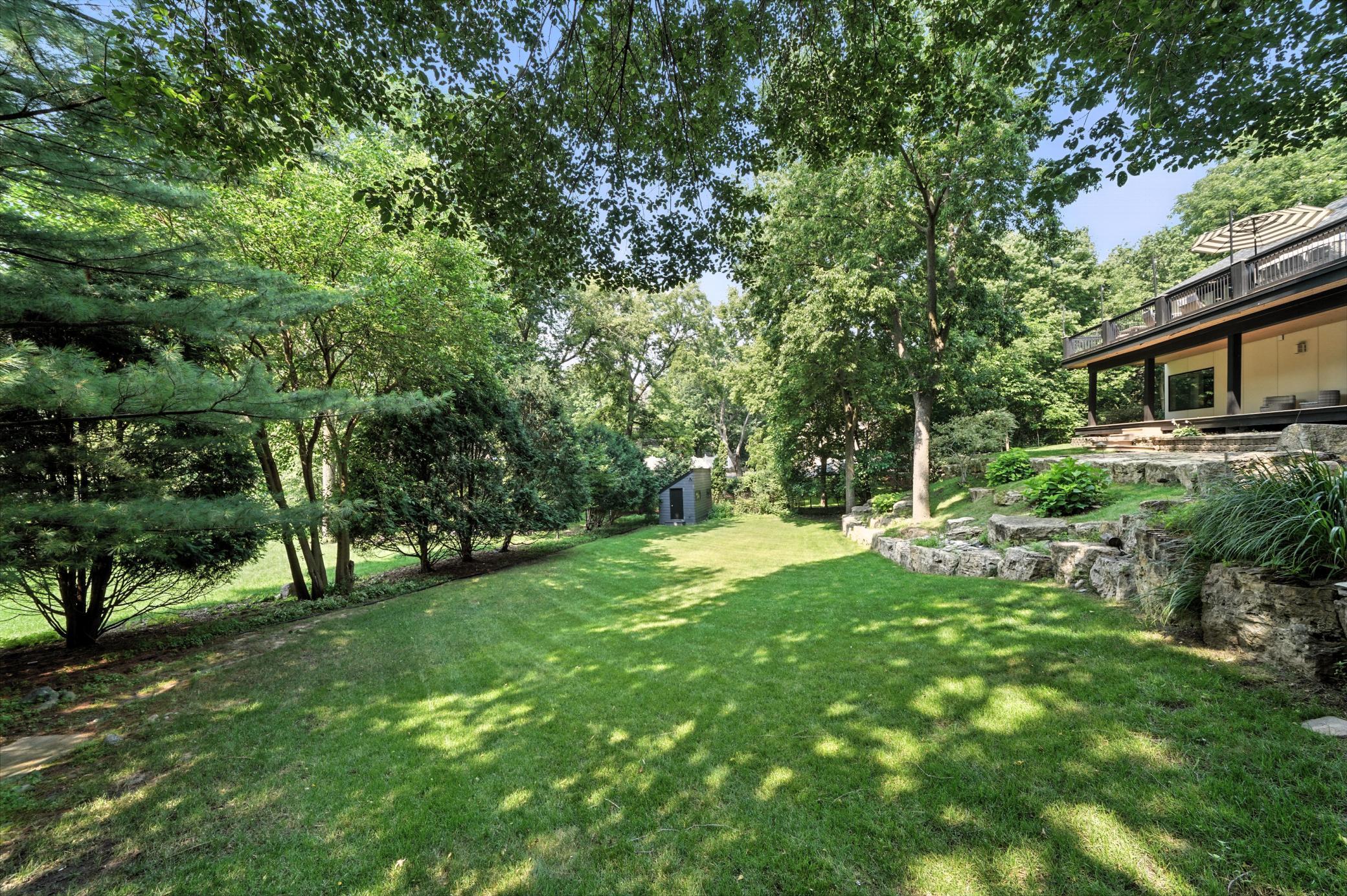 16515 Hilltop Terrace Minnetonka, MN 55345 - Photo 44 of 56