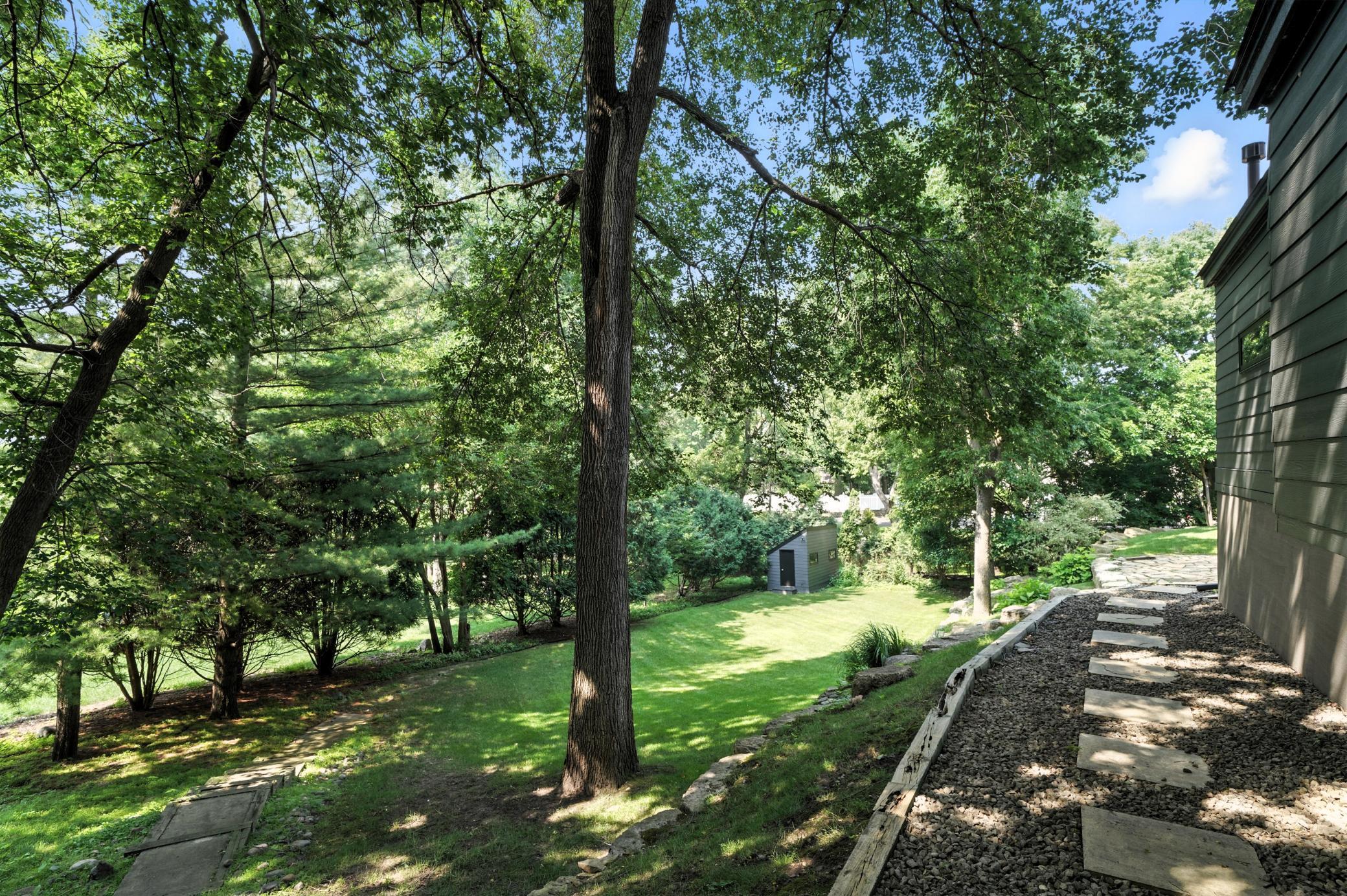 16515 Hilltop Terrace Minnetonka, MN 55345 - Photo 47 of 56