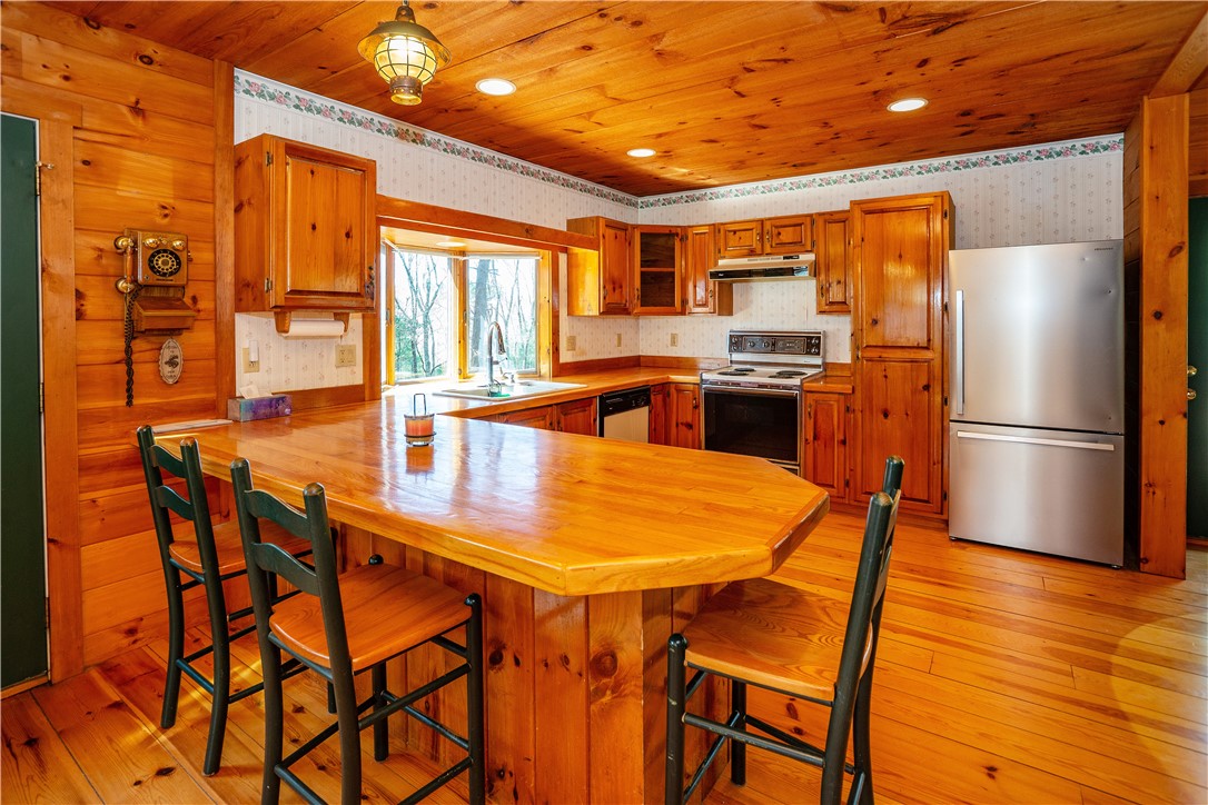 519 Chopmist Hill Road Glocester, RI 02814 - Photo 15 of 50