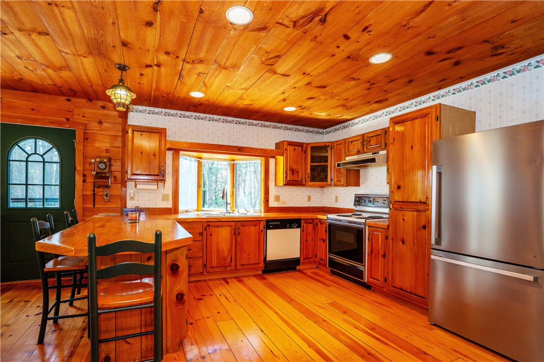 519 Chopmist Hill Road Glocester, RI 02814 - Photo 17 of 50