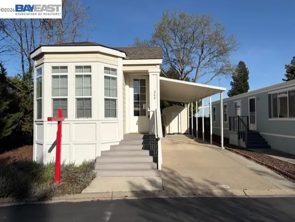 $194,900 | 3263 Vineyard Avenue, Unit 200, Pleasanton, CA 94566
