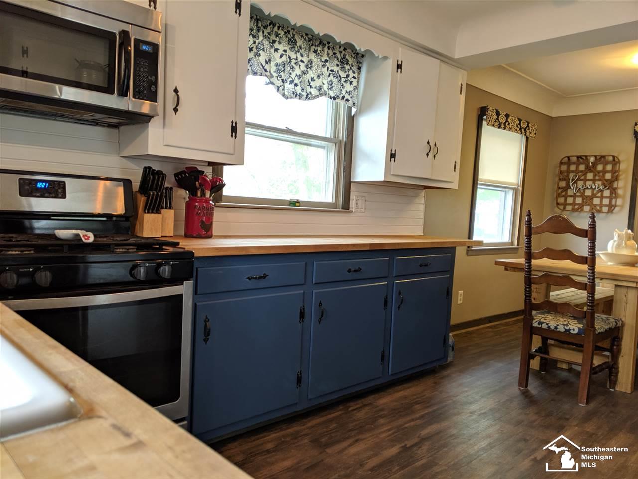 334 Lasalle Road Monroe, MI 48162 - Photo 10 of 32 31379695-9.JPG