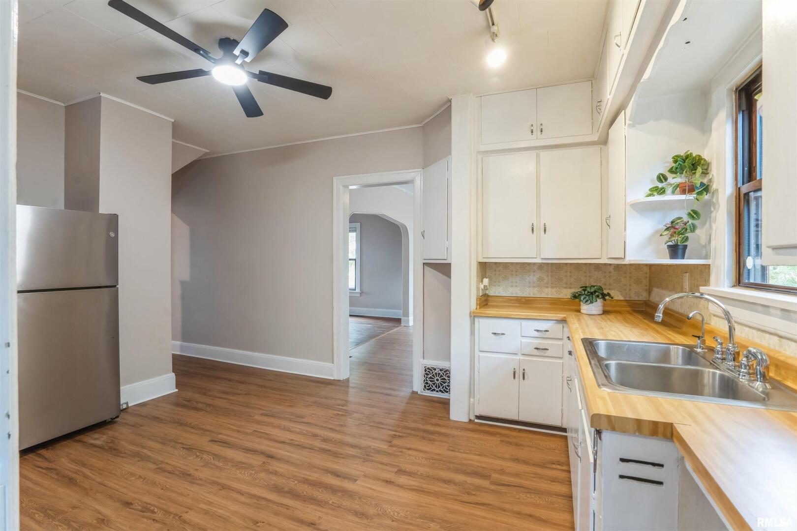 507 6th Avenue Fulton, IL 61252 - Photo 9 of 30