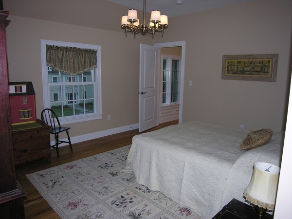 12 Roanoke Road Wellesley, MA 02482 - Photo 23 of 27