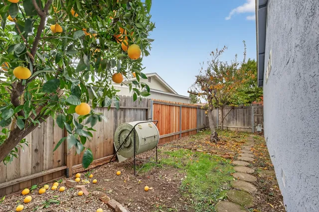 $425,000 | 2316 North Cirby Way, Roseville, CA 95661