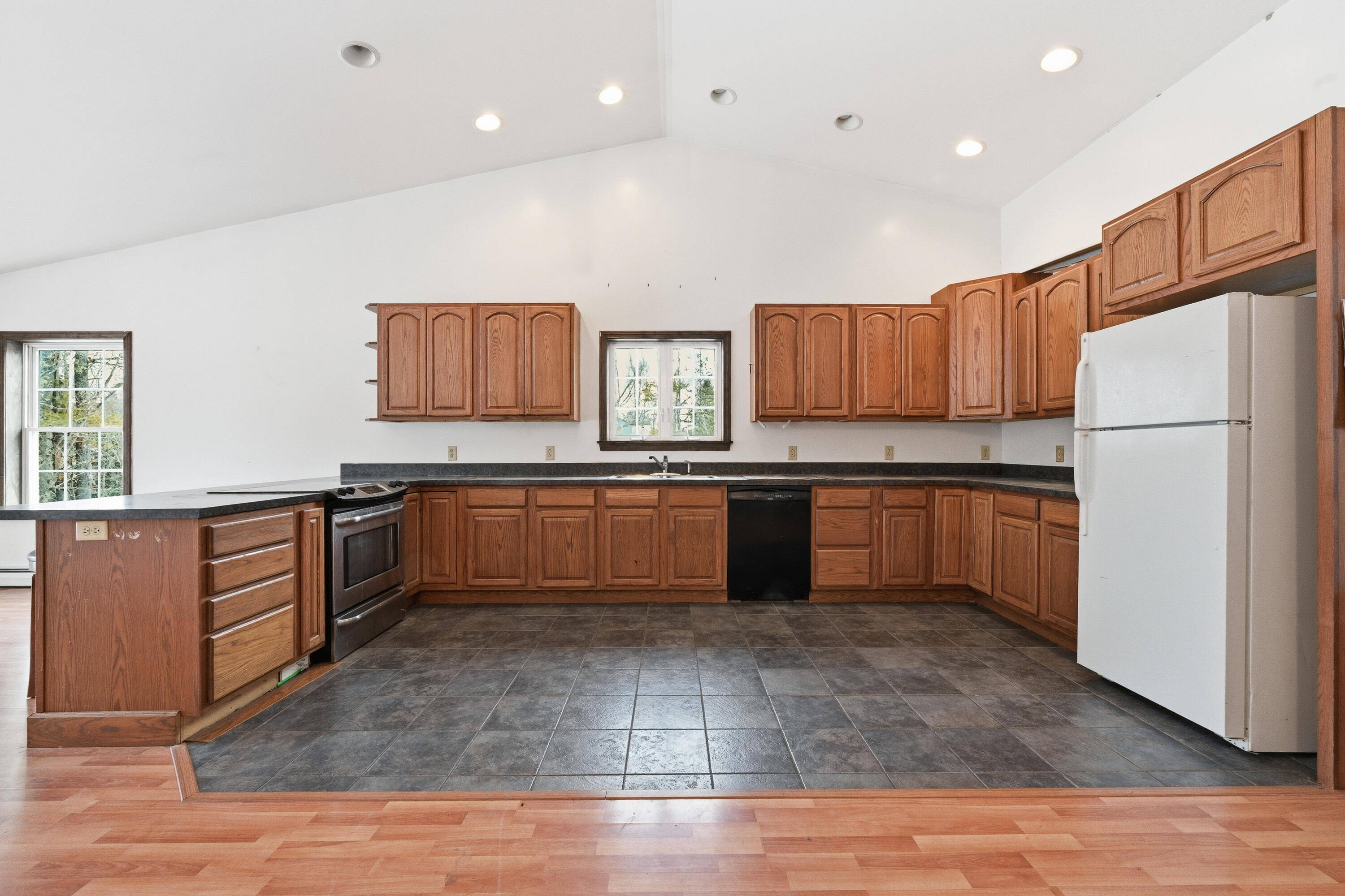 270 Mayall Road Gray, ME 04039 - Photo 22 of 39
