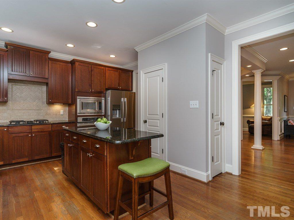 206 Faircloth Street Raleigh, NC 27607 - Photo 8 of 25