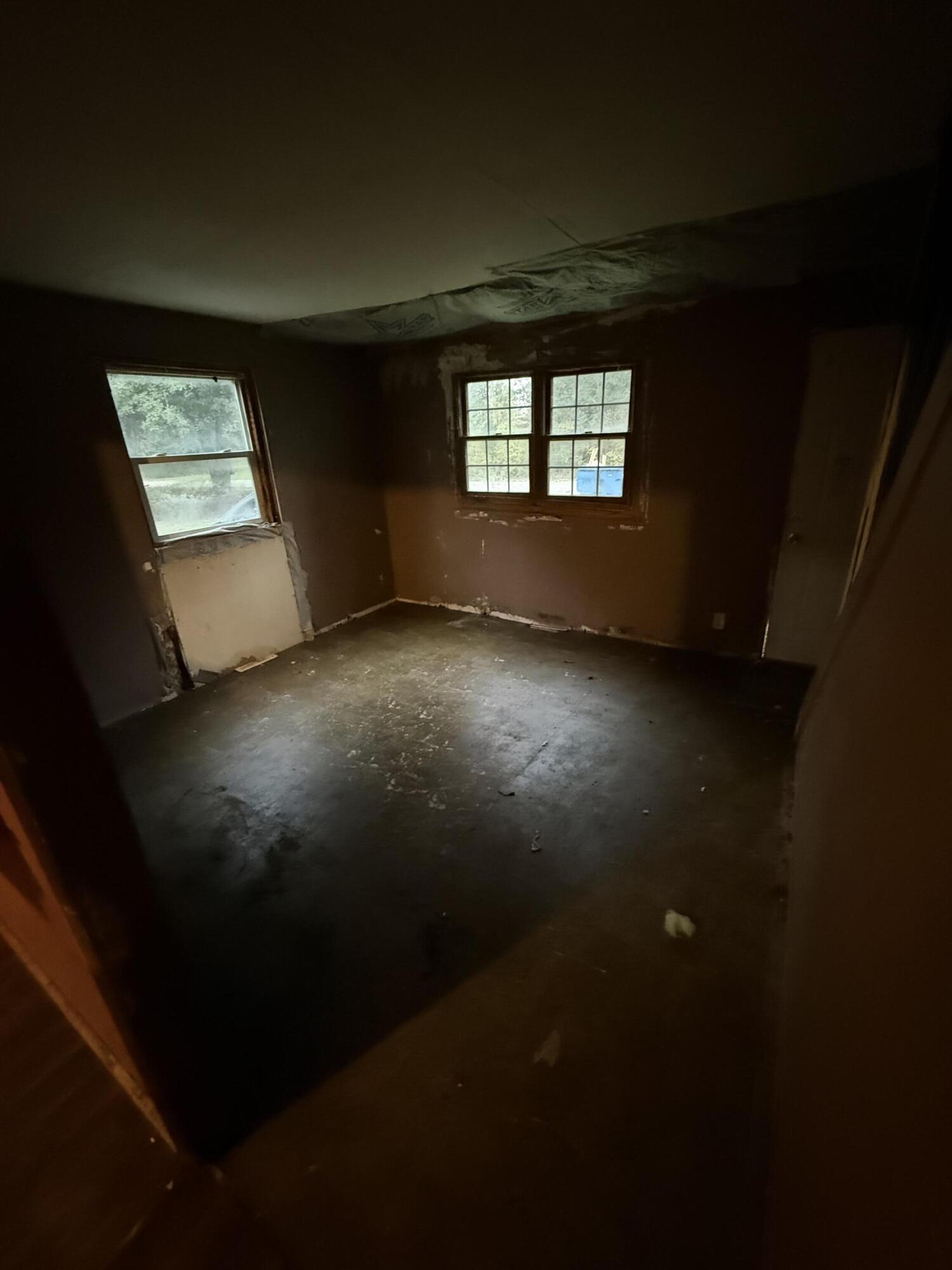 2415 Hanley Street Gary, IN 46406 - Photo 11 of 16 a view of empty room and window