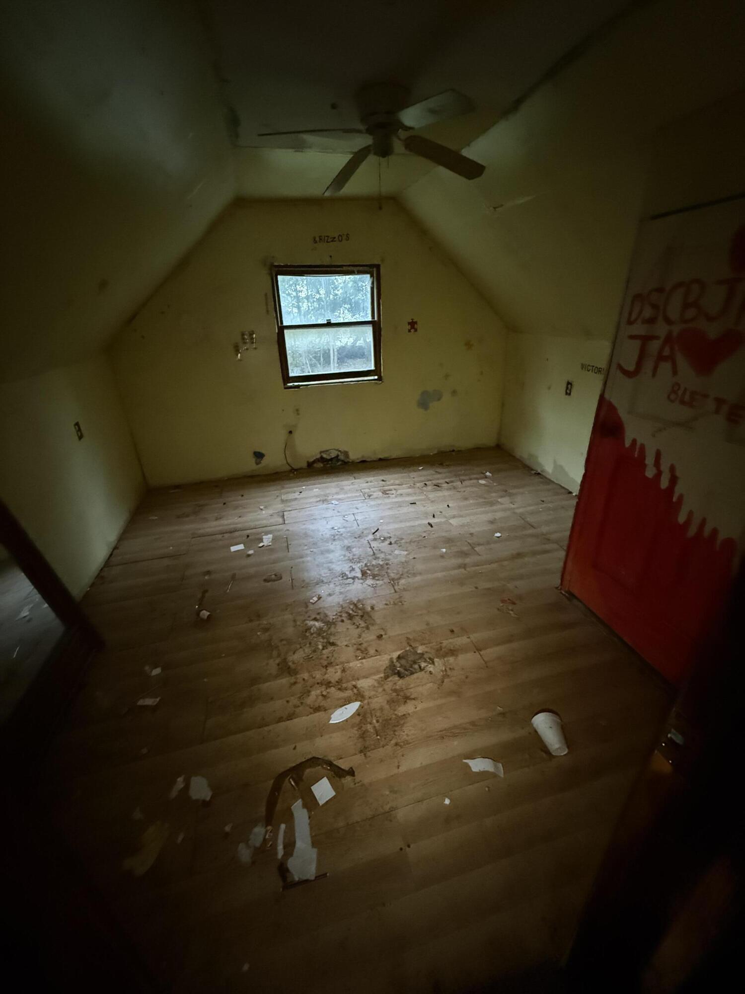 2415 Hanley Street Gary, IN 46406 - Photo 12 of 16 a view of a livingroom with window
