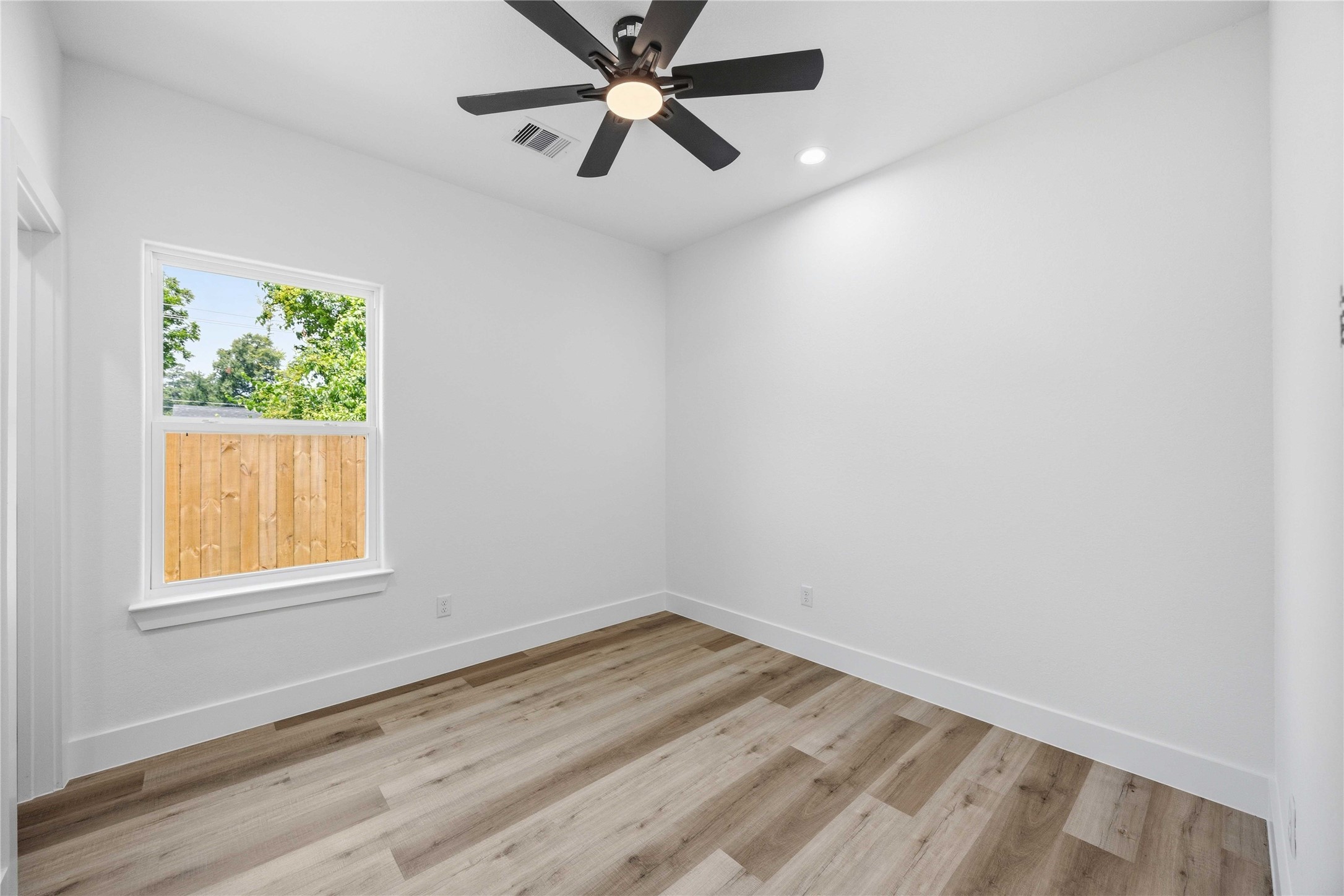8531 Rinn Street, Unit A Houston, TX 77078 - Photo 16 of 30