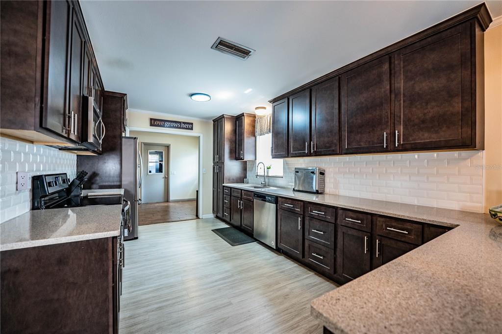 221 Whitman Road Winter Haven, FL 33884 - Photo 23 of 52