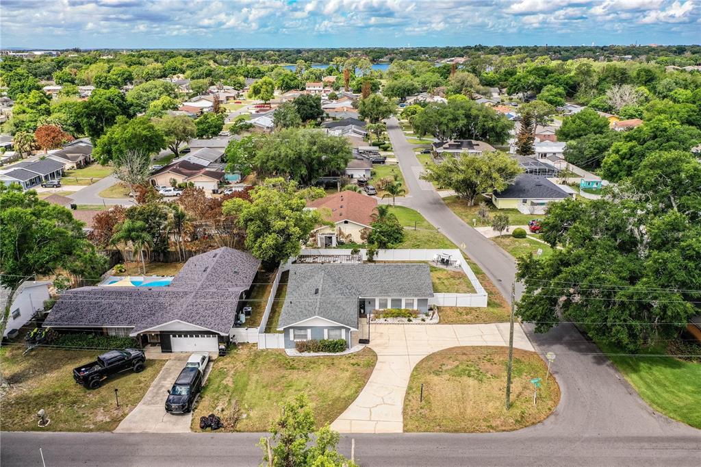 221 Whitman Road Winter Haven, FL 33884 - Photo 4 of 52