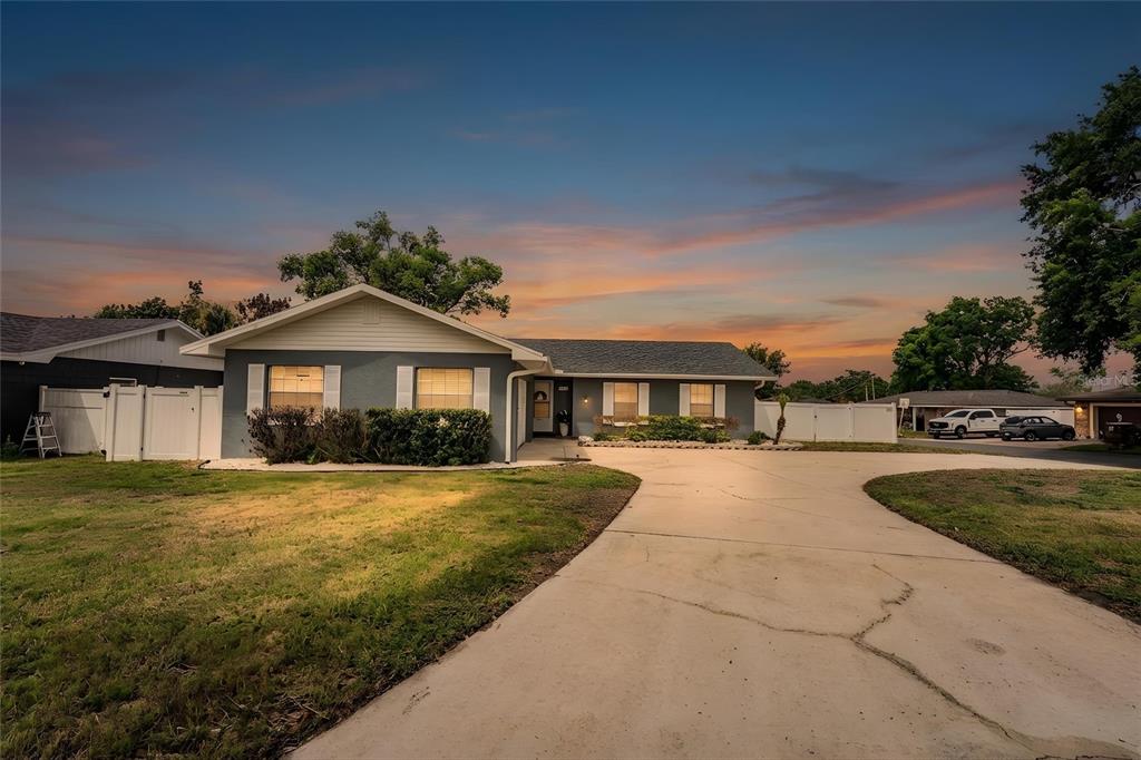 221 Whitman Road Winter Haven, FL 33884 - Photo 7 of 52