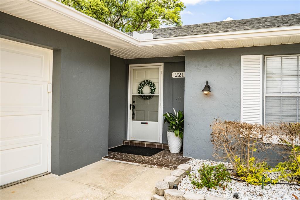 221 Whitman Road Winter Haven, FL 33884 - Photo 8 of 52