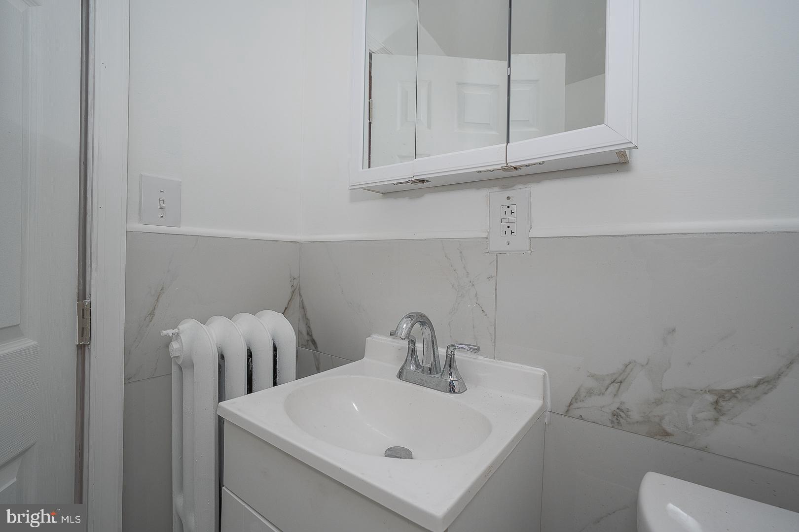 246 Wiltshire Road Upper Darby, PA 19082 - Photo 28 of 33