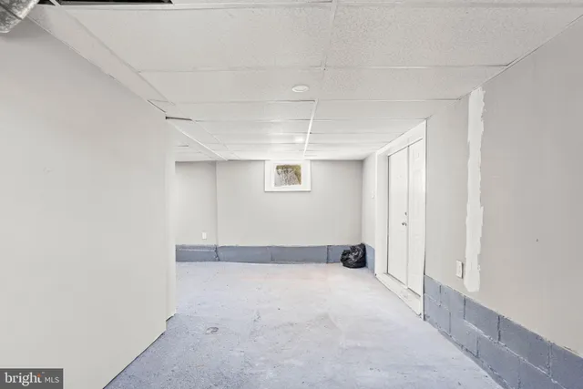 an empty room with closet