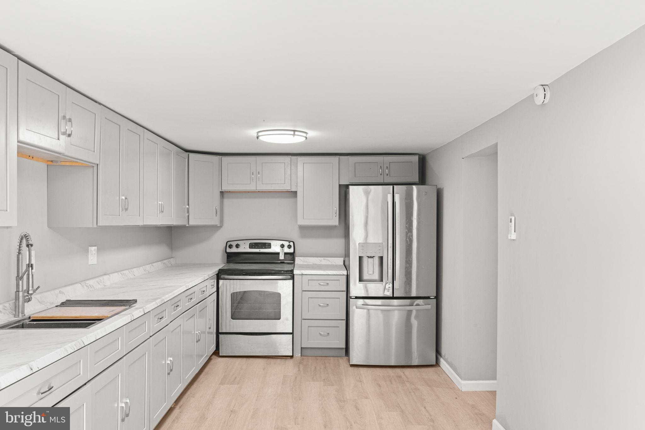 42 Water Street Windsor, PA 17366 - Photo 3 of 11