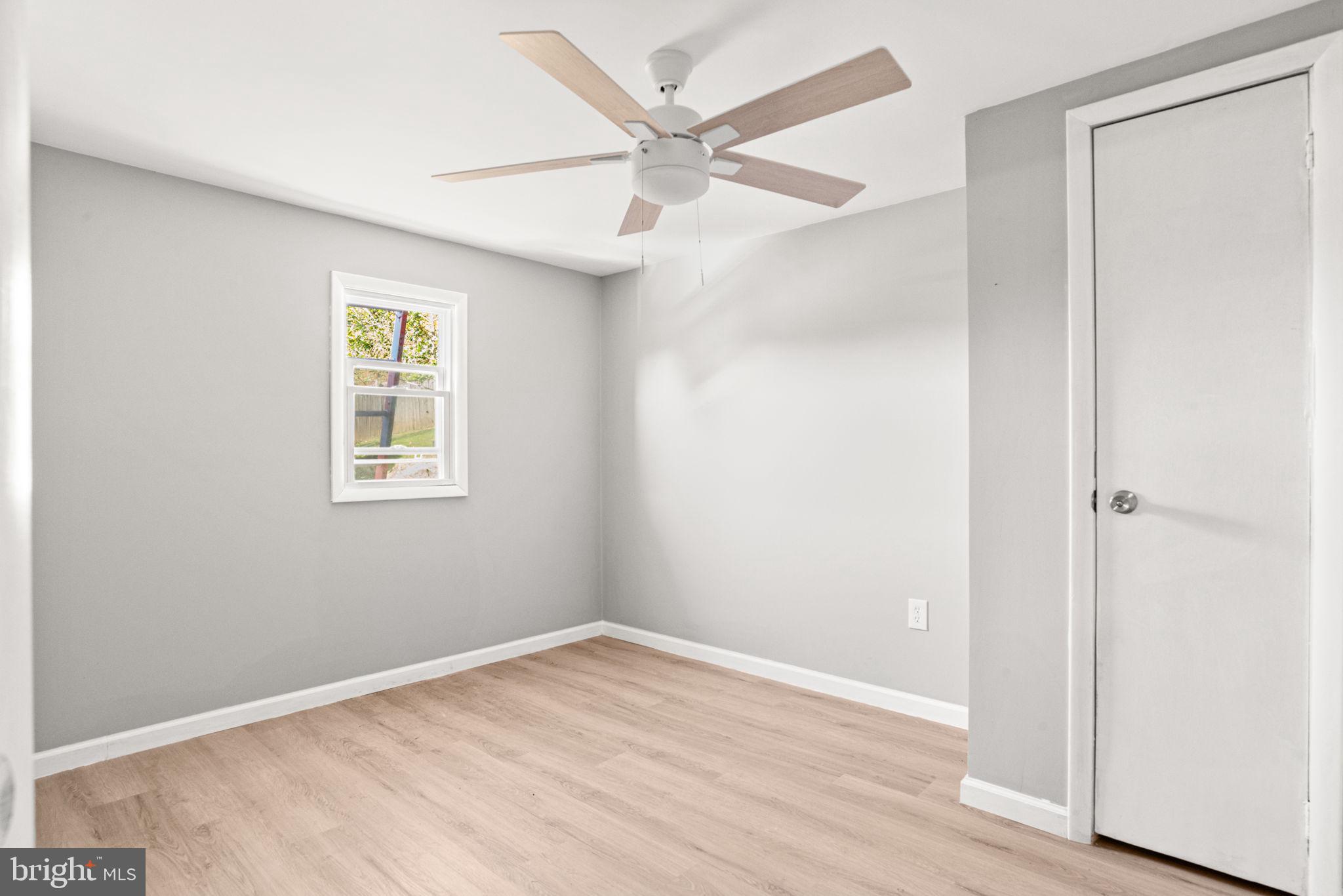 42 Water Street Windsor, PA 17366 - Photo 7 of 11