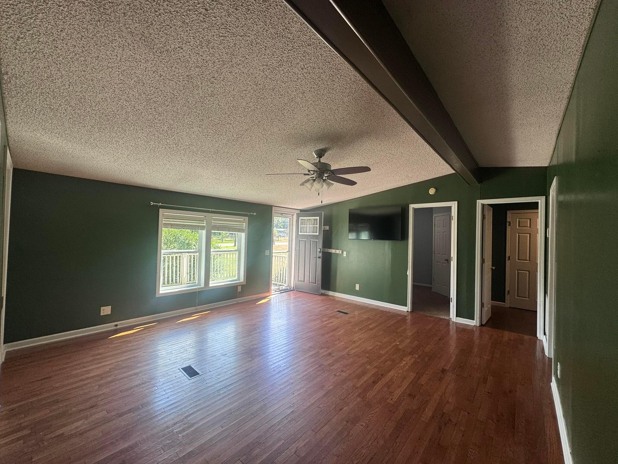 13338 Middlefork Road Rockbridge, OH 43149 - Photo 5 of 22 IMG_1584