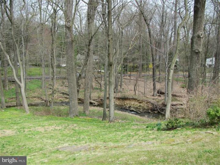 152 Biddulph Road Wayne, PA 19087 - Photo 13 of 13
