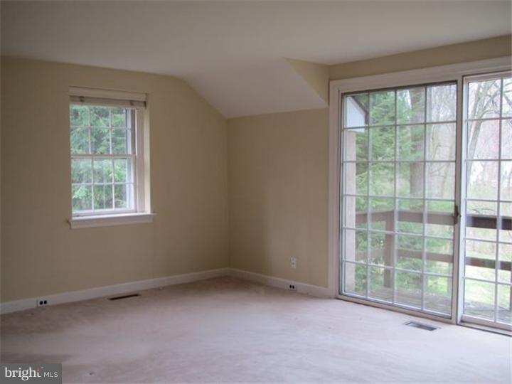 152 Biddulph Road Wayne, PA 19087 - Photo 9 of 13
