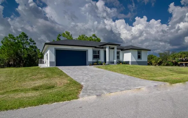 $2,150 | 10654 Washington Road, Port Charlotte, FL 33981