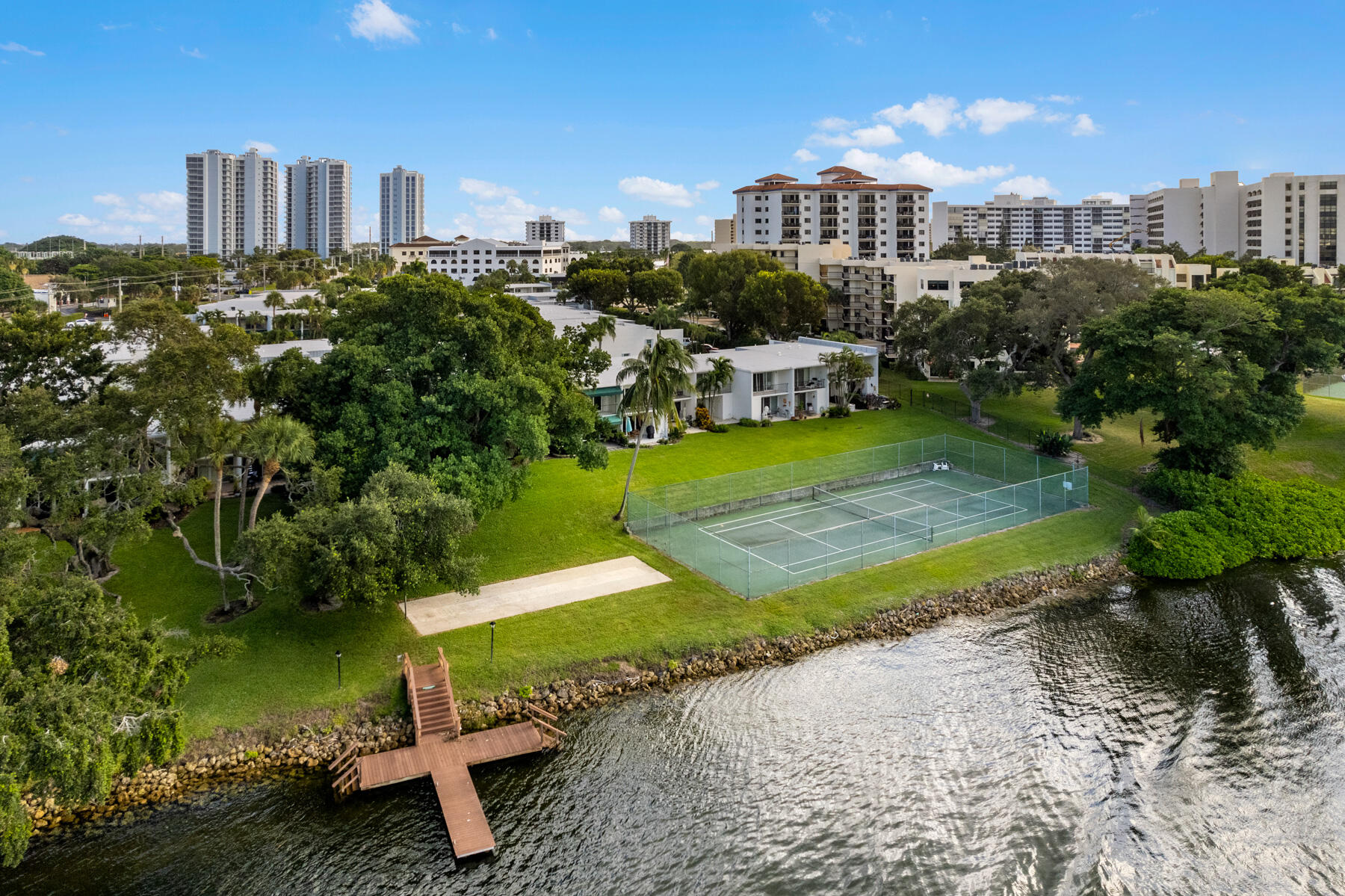 388 Golfview Road, Unit E North Palm Beach, FL 33408 - Photo 3 of 70 388_Golfview_E_55_MLS