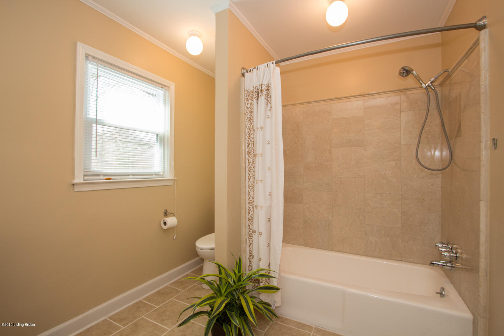 6912 Timber Ridge Court Prospect, KY 40059 - Photo 39 of 61 Ceramic tile in master