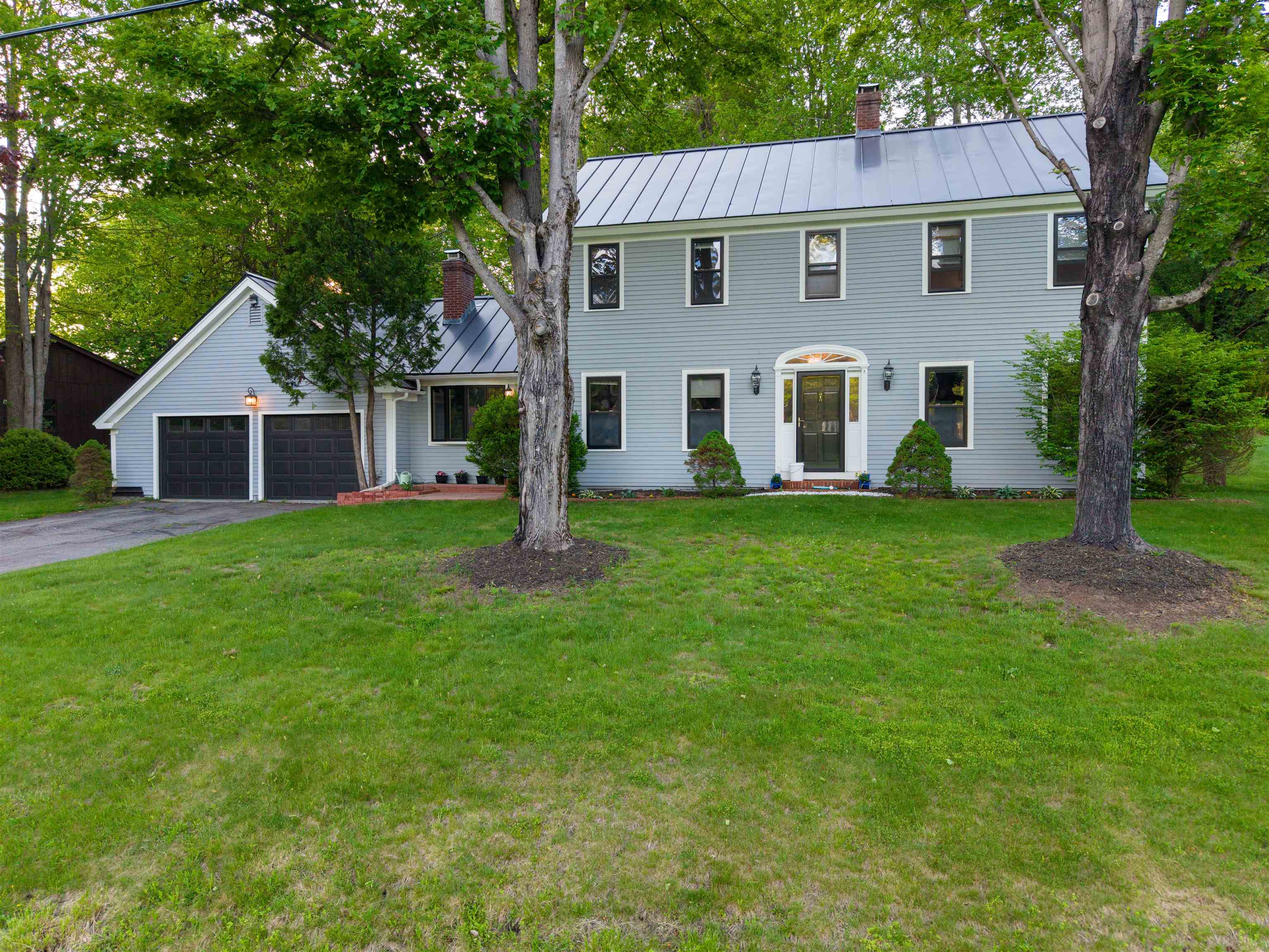 52 Ledgewood Road Claremont, NH 03743 - Photo 2 of 39