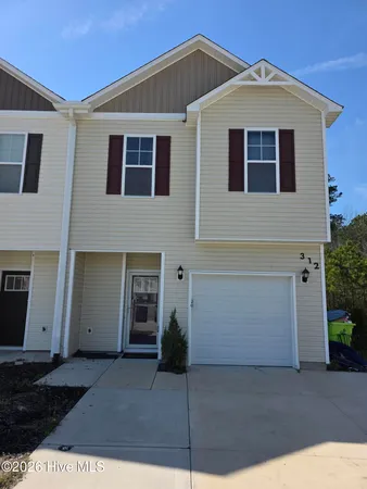 $1,700 | 312 Otis Cove, Jacksonville, NC 28546