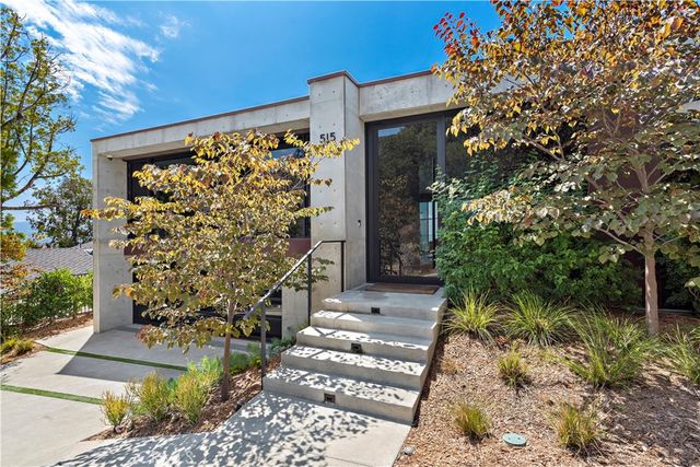 $8,700,000 | 515 Dunnegan Drive, Laguna Beach, CA 92651