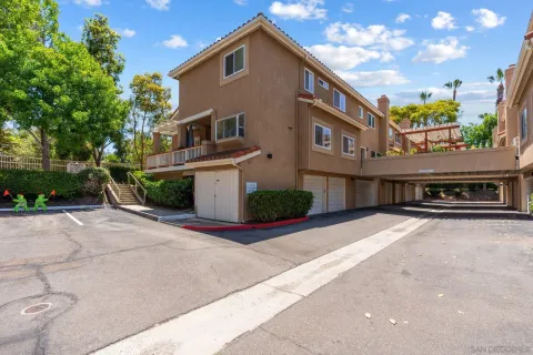$875,000 | 7768 Caminito Monarca, Unit 102, Carlsbad, CA 92009