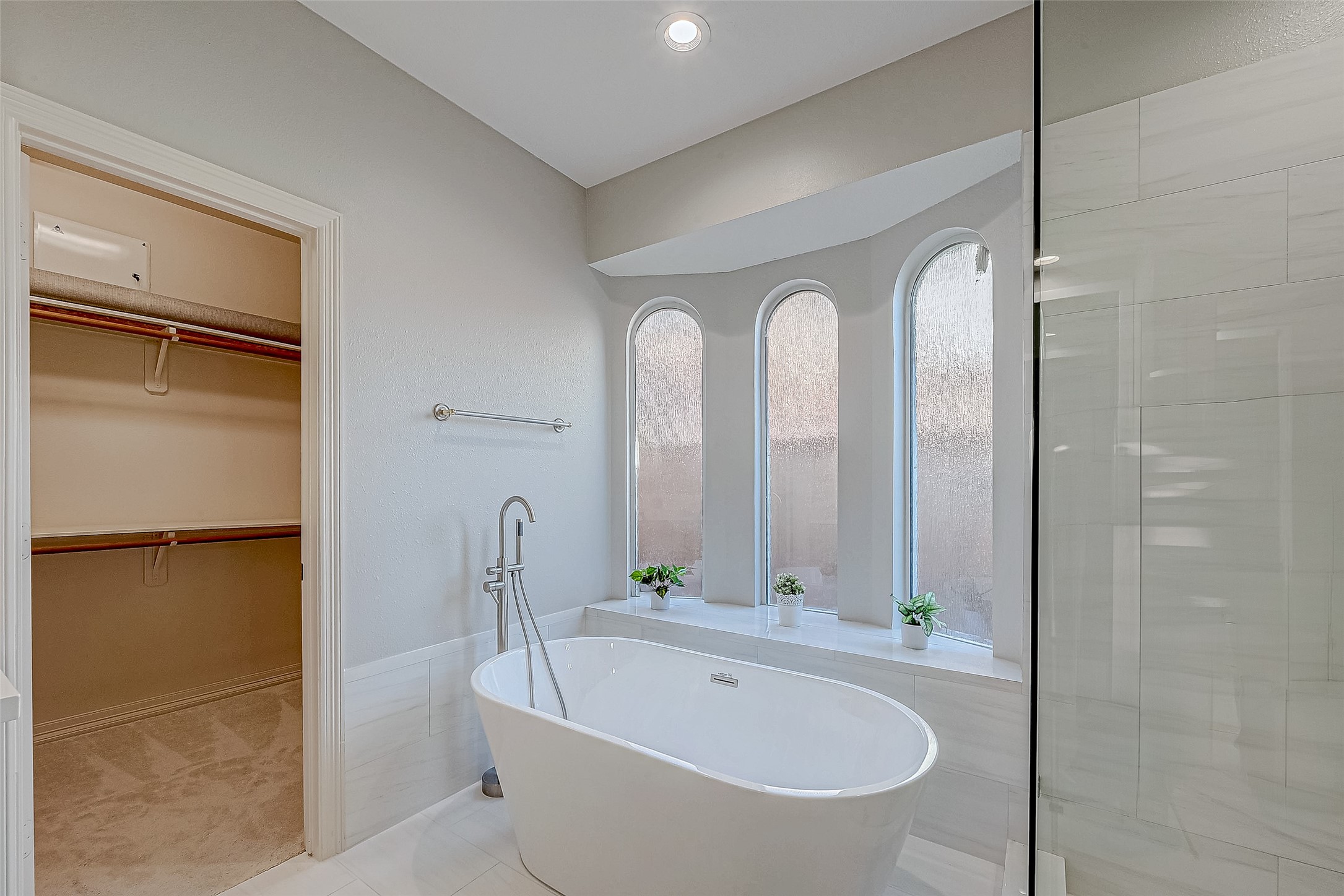 5707 Brennan Ridge Lane Katy, TX 77450 - Photo 19 of 38 Primary Bath