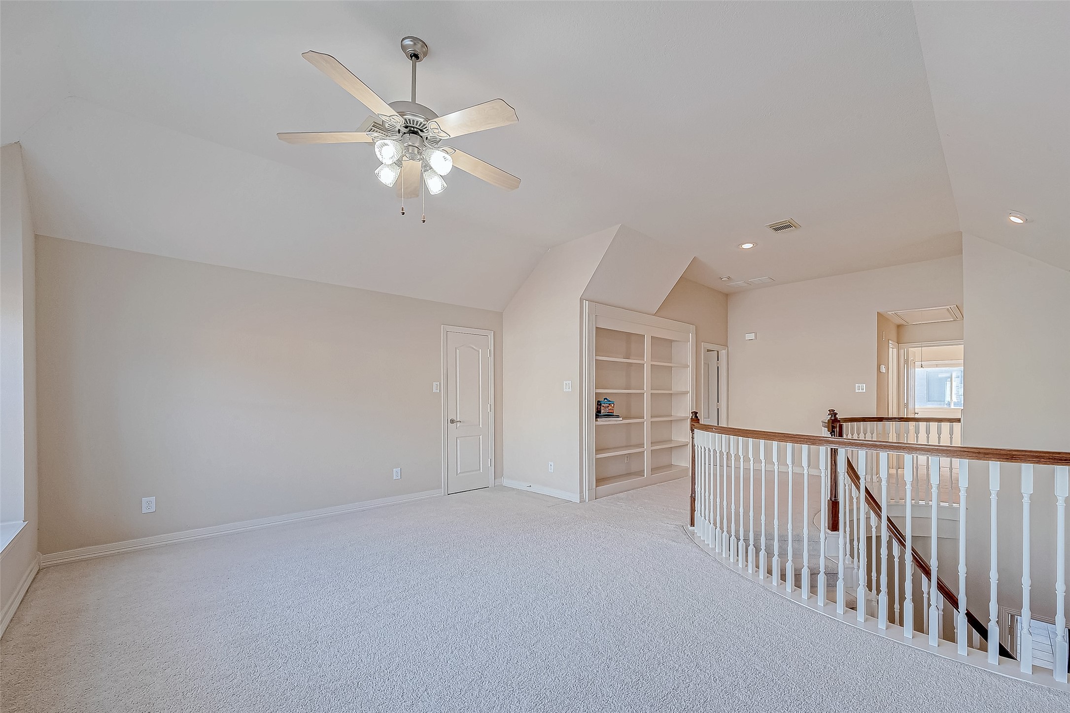 5707 Brennan Ridge Lane Katy, TX 77450 - Photo 24 of 38 Game on the second floor