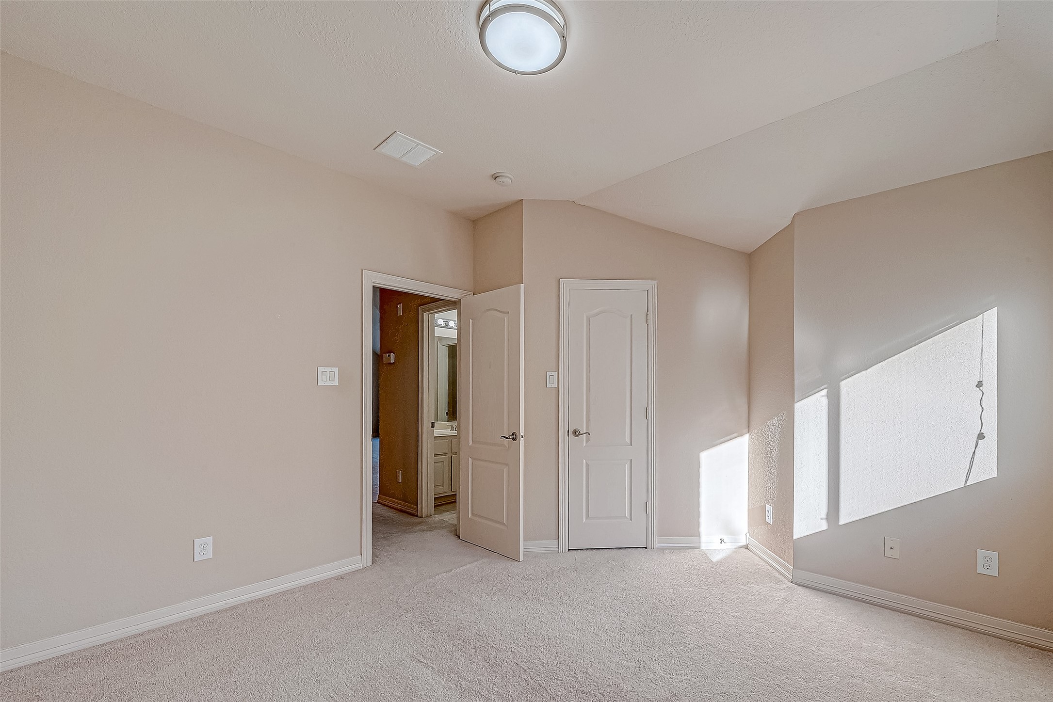 5707 Brennan Ridge Lane Katy, TX 77450 - Photo 30 of 38 Third Bed