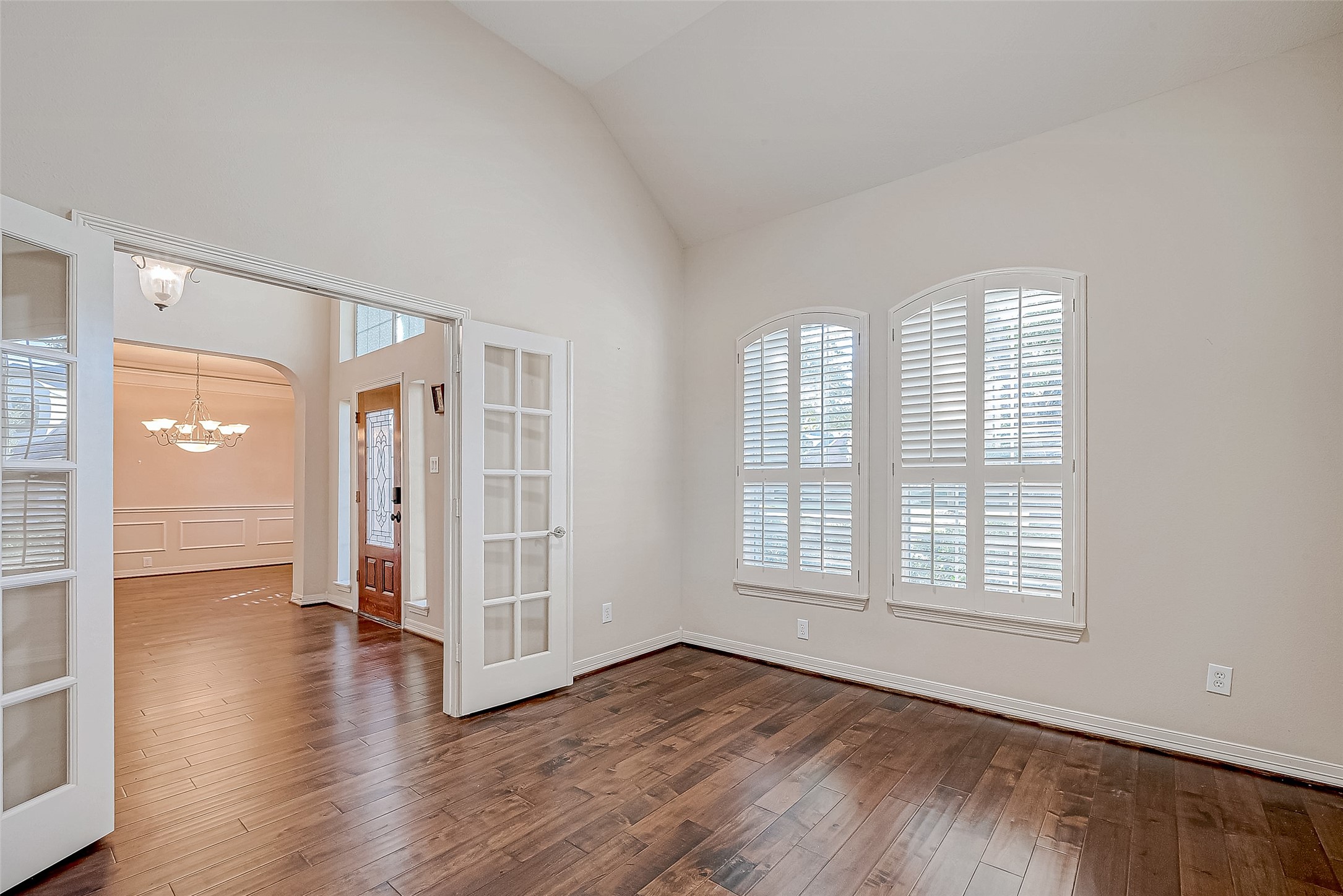 5707 Brennan Ridge Lane Katy, TX 77450 - Photo 4 of 38 Study room with shutter plantation