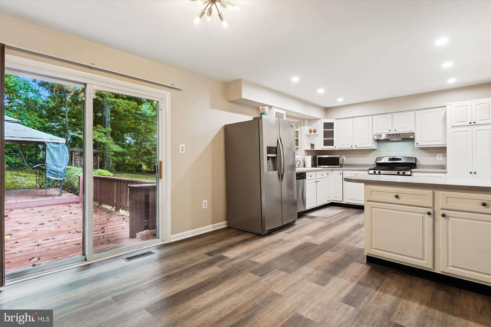 4782 Kelly Road Woodbridge, VA 22193 - Photo 13 of 43 Dining Room