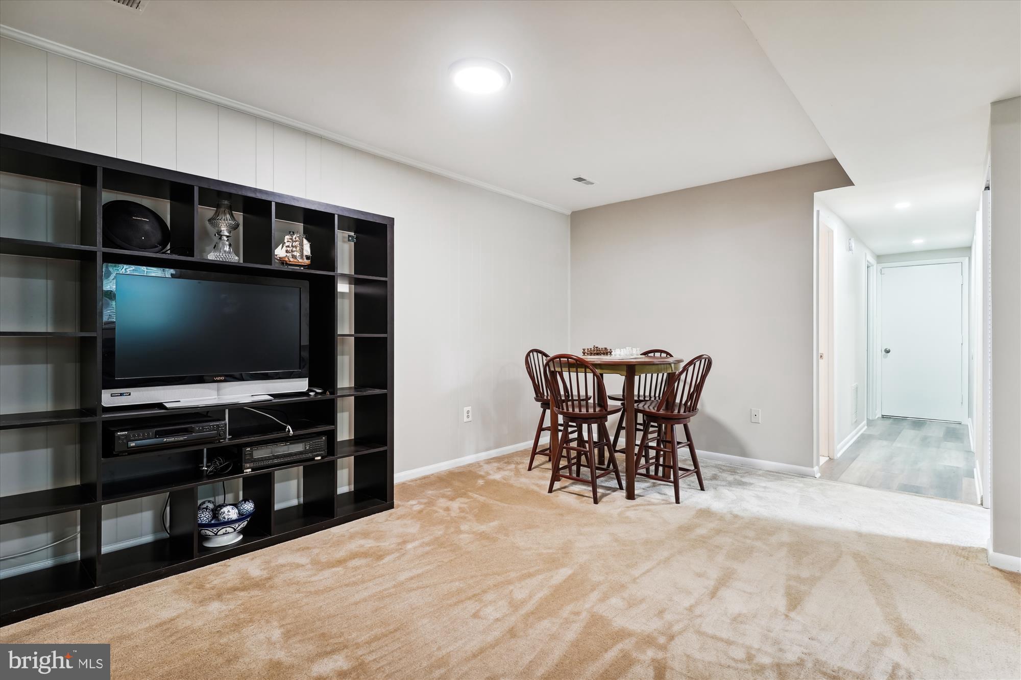 4782 Kelly Road Woodbridge, VA 22193 - Photo 35 of 43 FamilyRoom