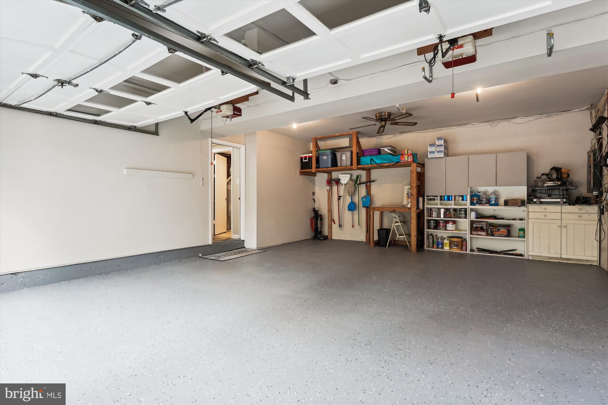 4782 Kelly Road Woodbridge, VA 22193 - Photo 41 of 43 Garage