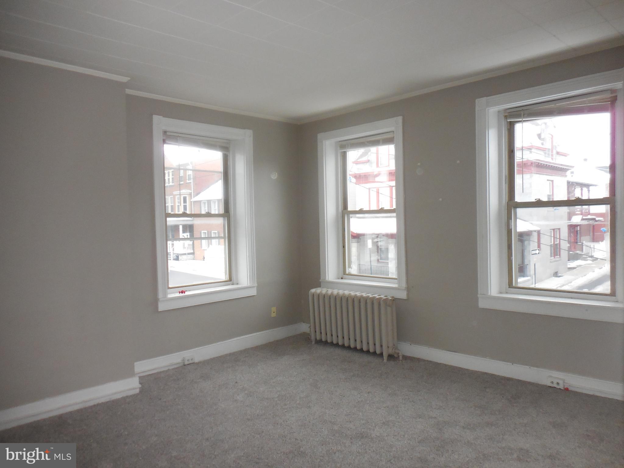 124 South 8th Street Lebanon, PA 17042 - Photo 18 of 32