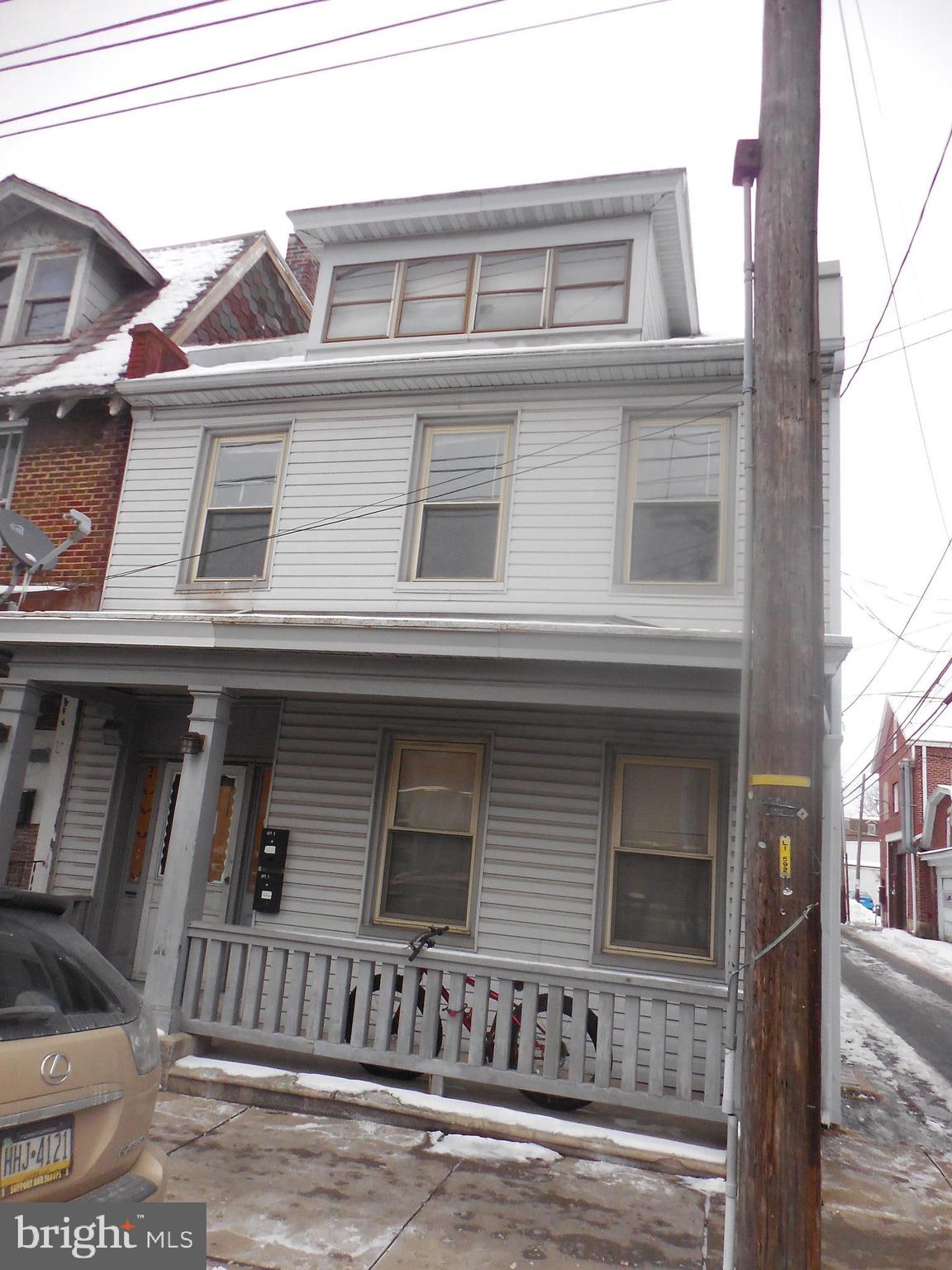 124 South 8th Street Lebanon, PA 17042 - Photo 3 of 32